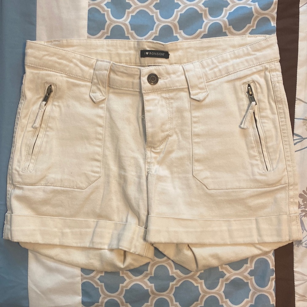 ▫️Beige Shorts